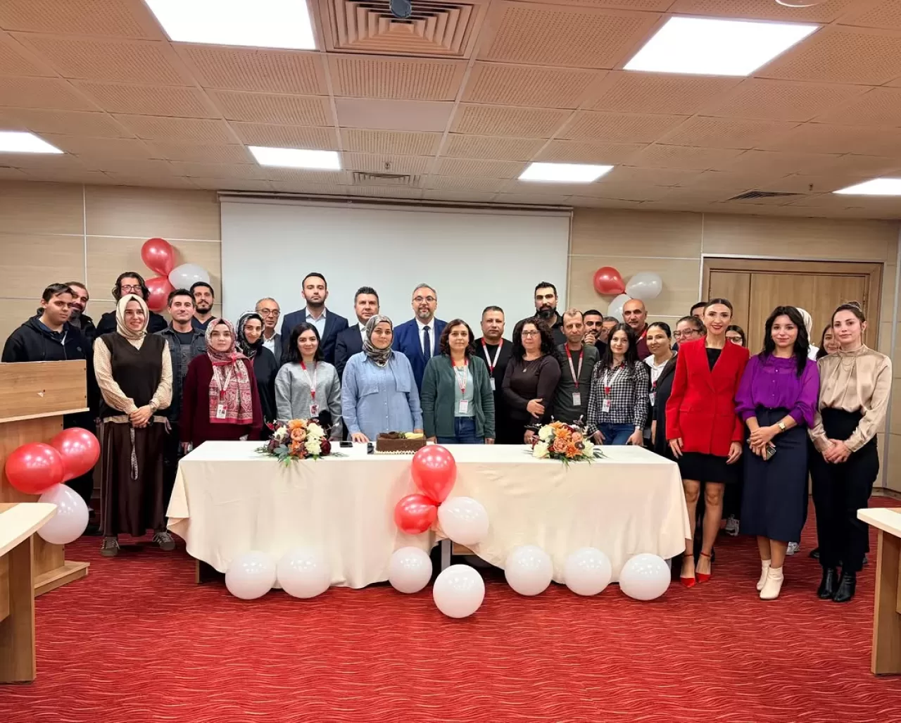 Adana Yüreğir Devlet Hastanesi'nde Tıbbi Sekreterler Günü Kutlaması