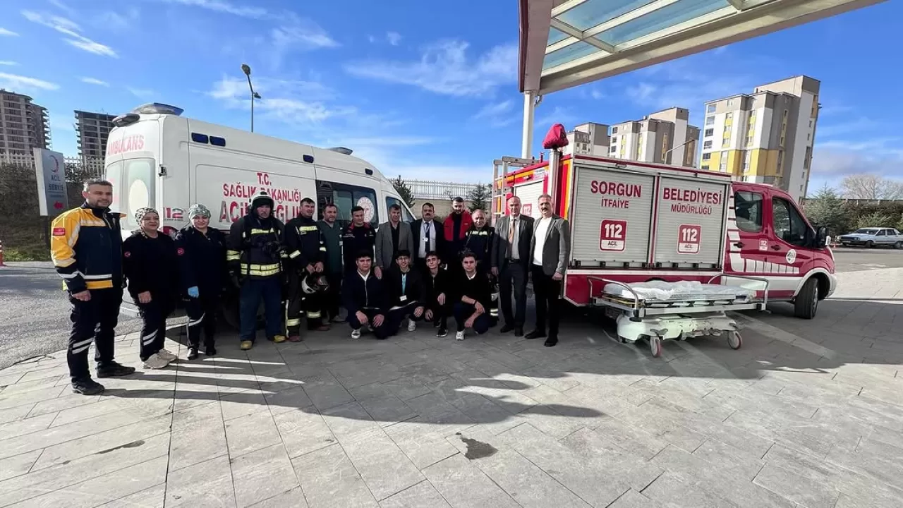 Sorgun Devlet Hastanesi'nde Gerçekçi Yangın ve Hasta Tahliye Tatbikatı Yapıldı