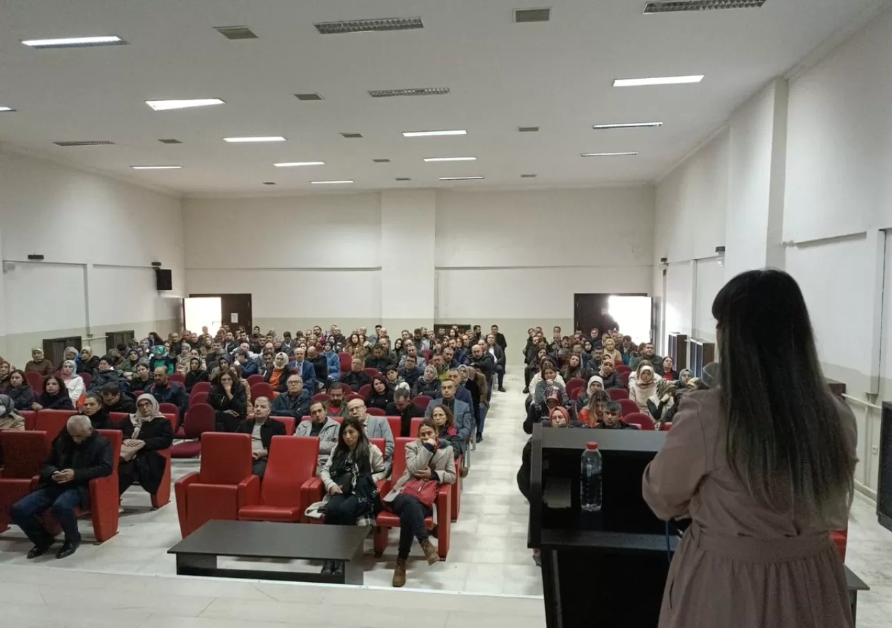 Elazığ'da Öğretmenlere Diyabet ve Glukagon Eğitimi Verildi