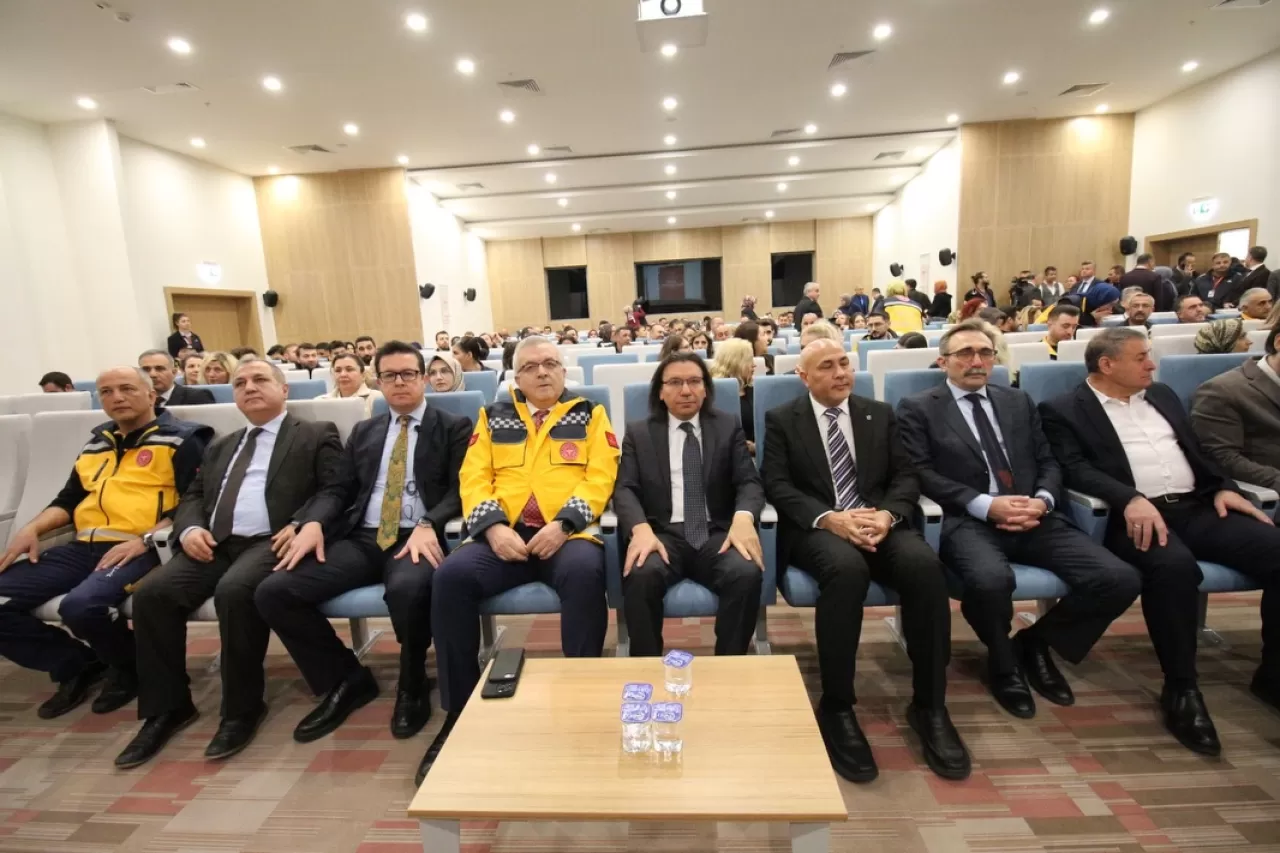 Kocaeli'de Acil Sağlık Hizmetleri Haftası Kutlandı