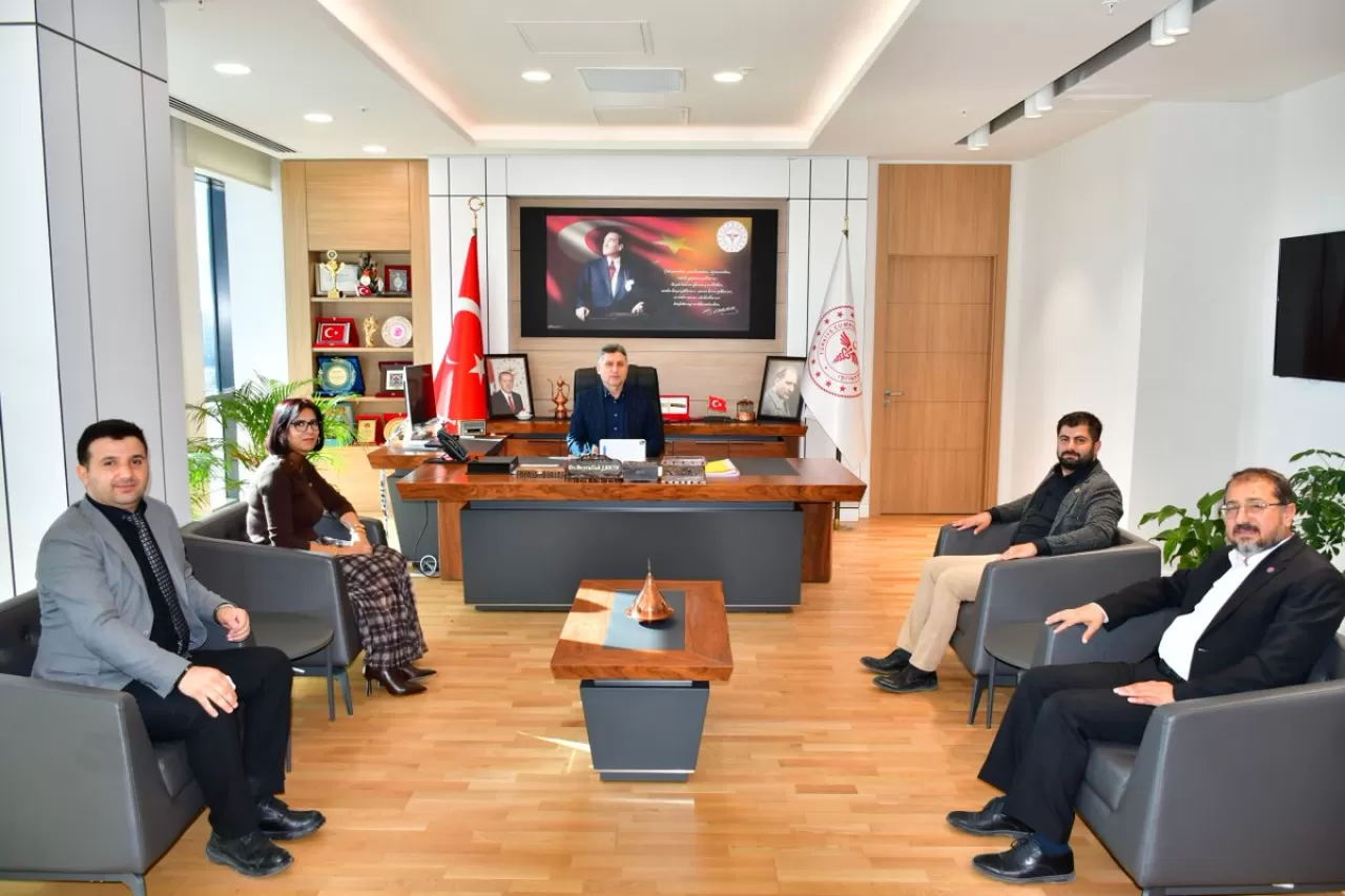 Karagül Derneği Gaziantep İl Sağlık Müdürü Dr. Beytullah Şahin'i Ziyaret Etti