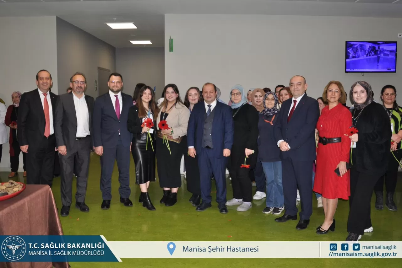 Manisa'da Tıbbi Sekreterler Günü Kutlaması