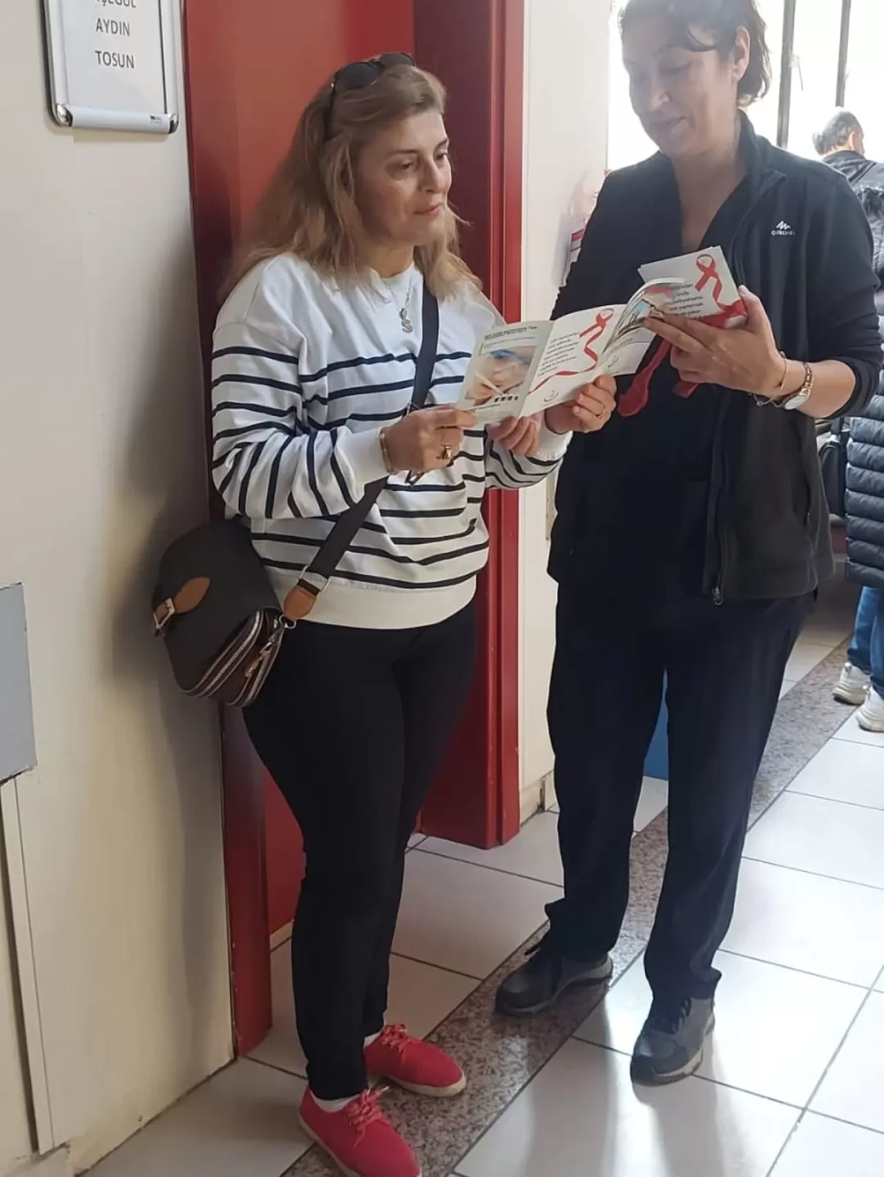 Çekirge Devlet Hastanesi'nde Dünya AIDS Günü'nde Farkındalık Eğitimi