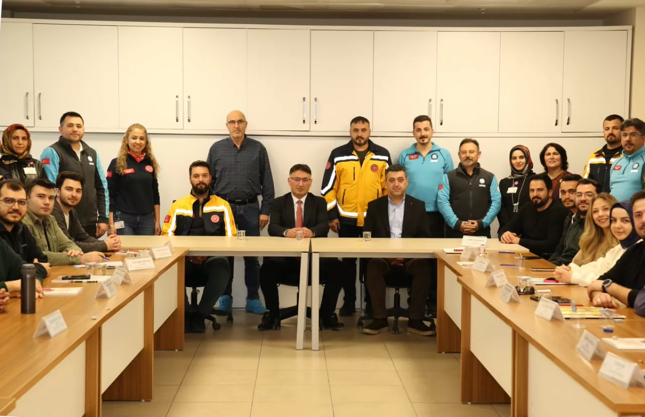 Acil Sağlık Hizmetleri Haftası'nda Tokat'ta Anlamlı Buluşma