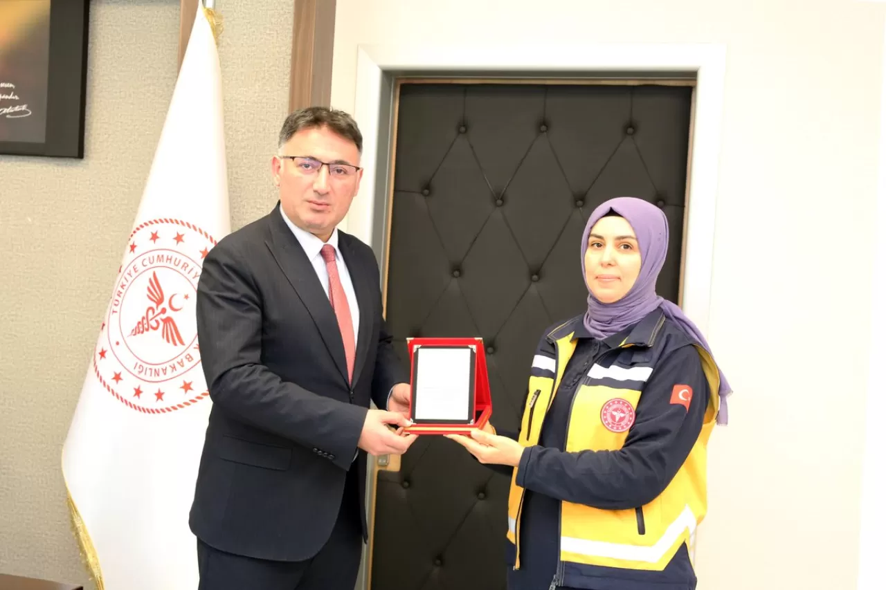 Tokat'ta 112 Çalışanının Telefonla Müdahalesi Bebek Hayatını Kurtardı