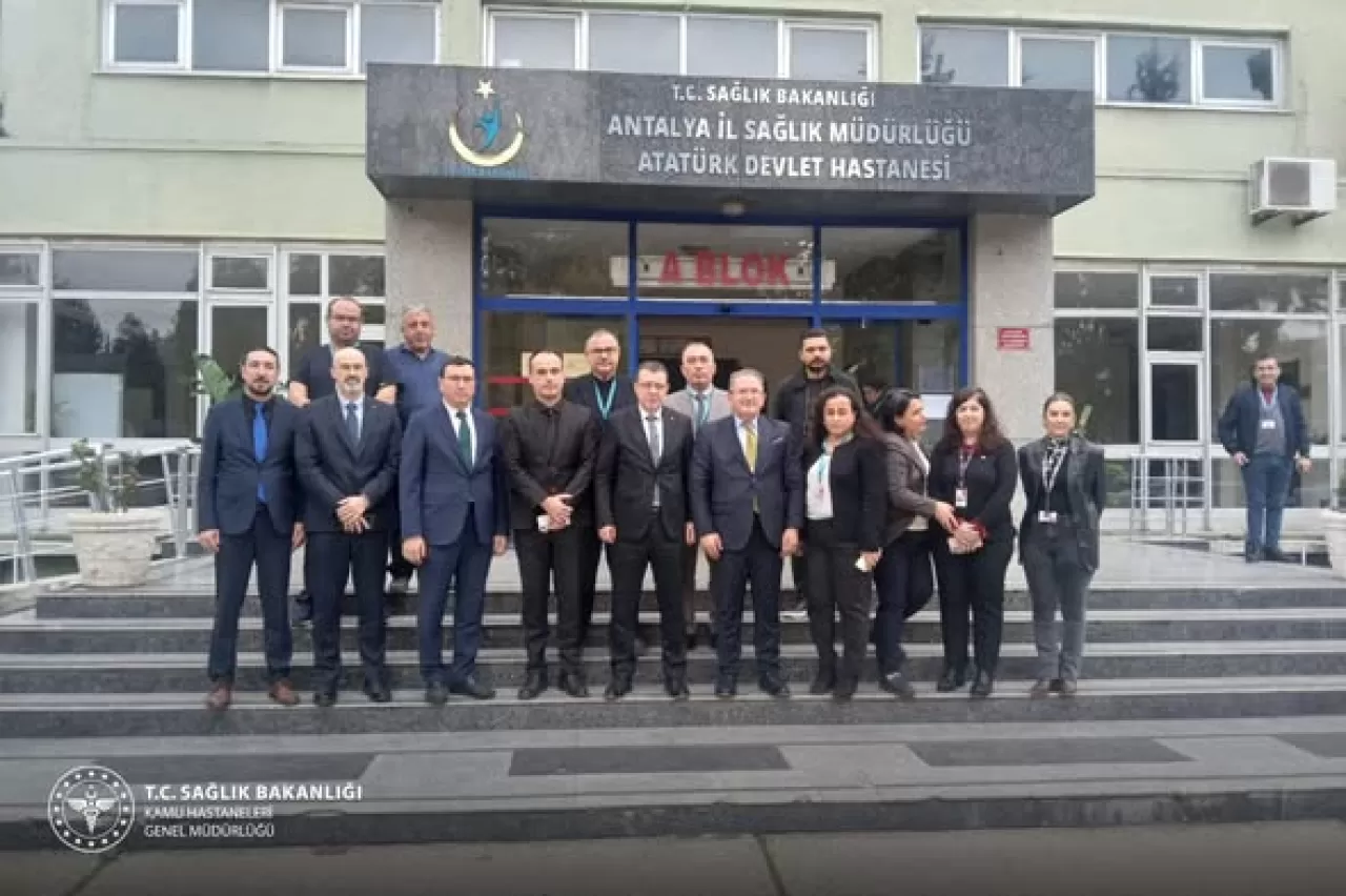Antalya Atatürk Devlet Hastanesi'nde Deprem İncelemesi: Genel Müdür Hakan Usta Son Durumu Değerlendirdi
