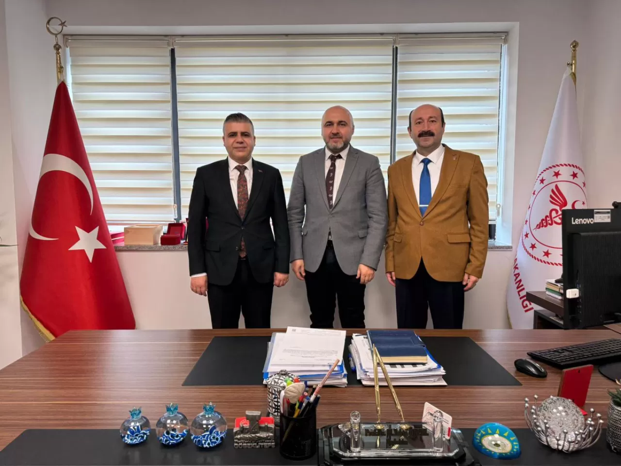 Sağlık Sen Heyeti Buca Seyfi Demirsoy Hastanesi Başhekimini Ziyaret Etti