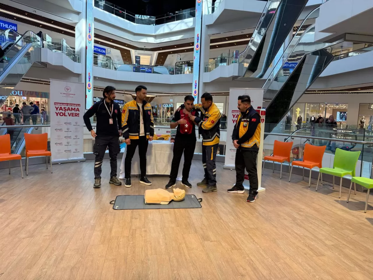 İstanbul'da Acil Sağlık Hizmetleri Farkındalığı Artırılıyor