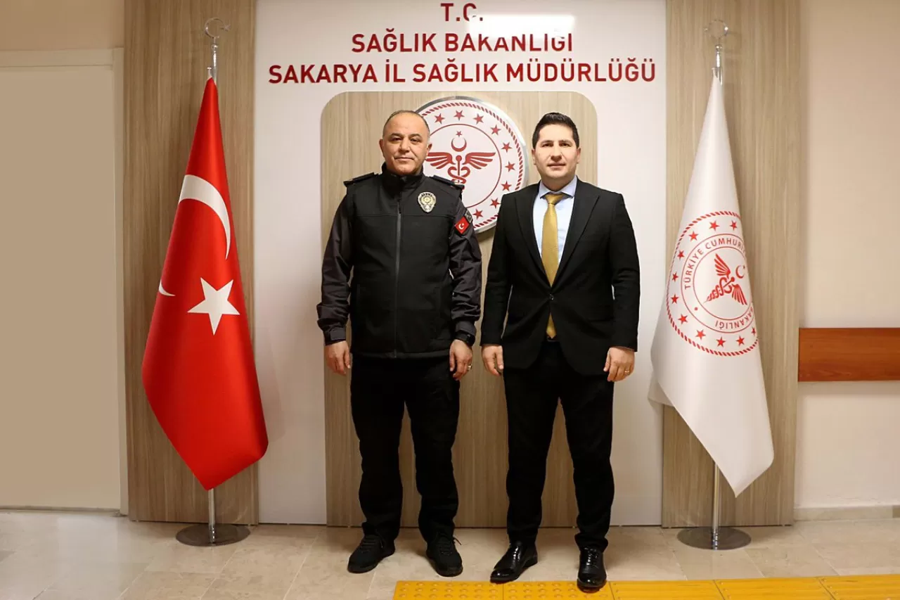 İl Emniyet Müdürü ve Arifiye Belediye Başkanı, Sakarya İl Sağlık Müdürü'nü Ziyaret Etti