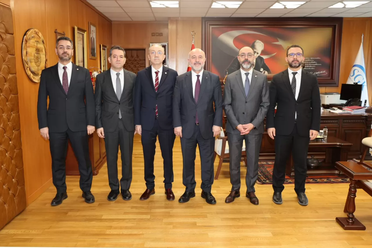 Türk Eczacıları Birliği ve SGK İlaç Temin Protokolü Revizyonu İçin Görüştü