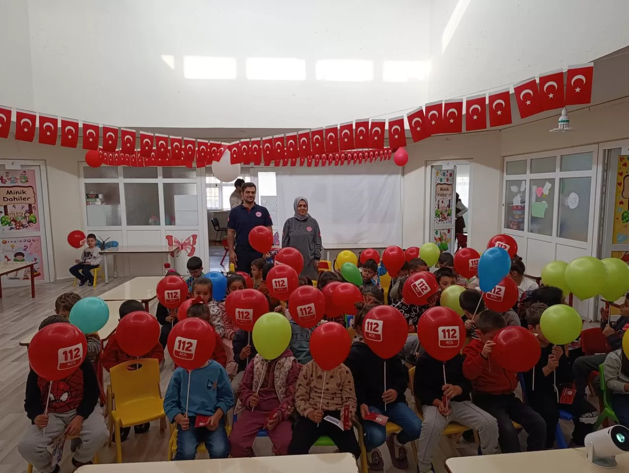 Muş'ta 112 Acil Çağrı Numarası Bilinirliğini Artırma Çalışması: Anaokulu Ziyareti