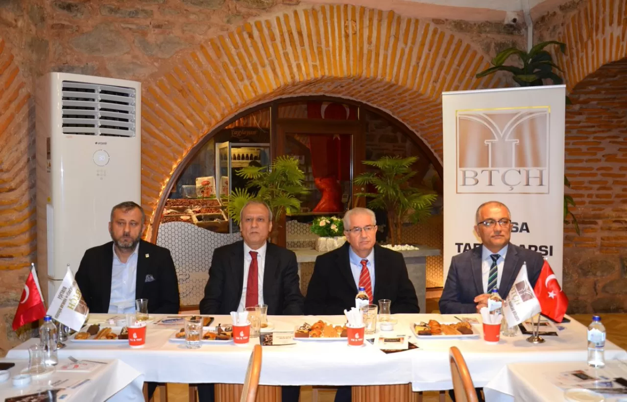 Bursa Kapalı Çarşı Esnafı Dumansız Hava Sahası Konusunda Bilgilendirildi