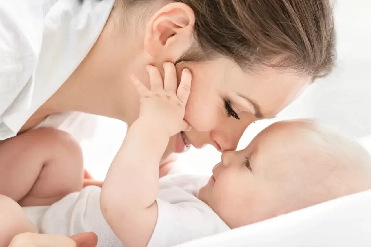 Anne Sesi ve Duygu Tonlaması, Bebekte Bağlanmanın Temelini Oluşturuyor