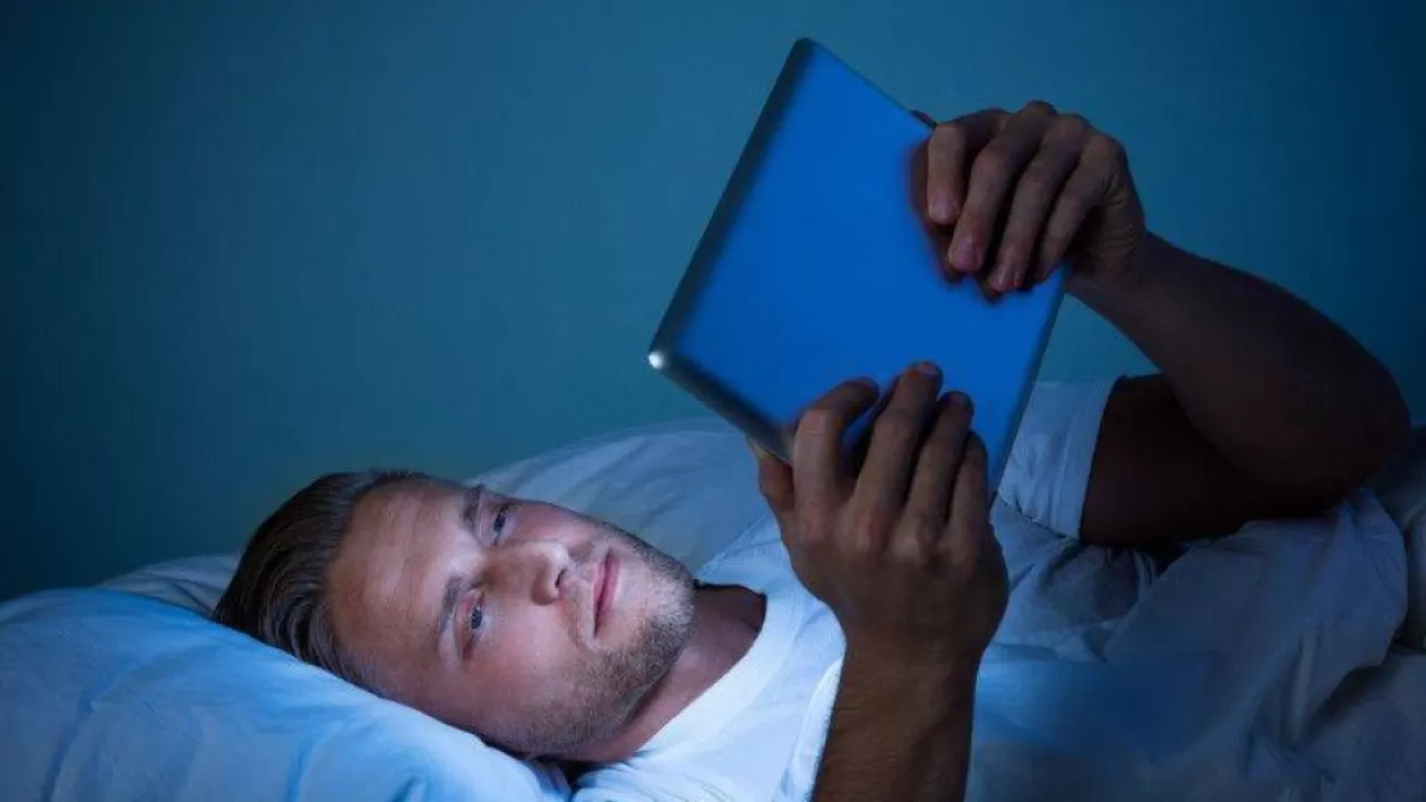 Akşam Işıklarını Kıs, Uyku Kaliteni Artır: İşte Bilimsel Kanıtlar