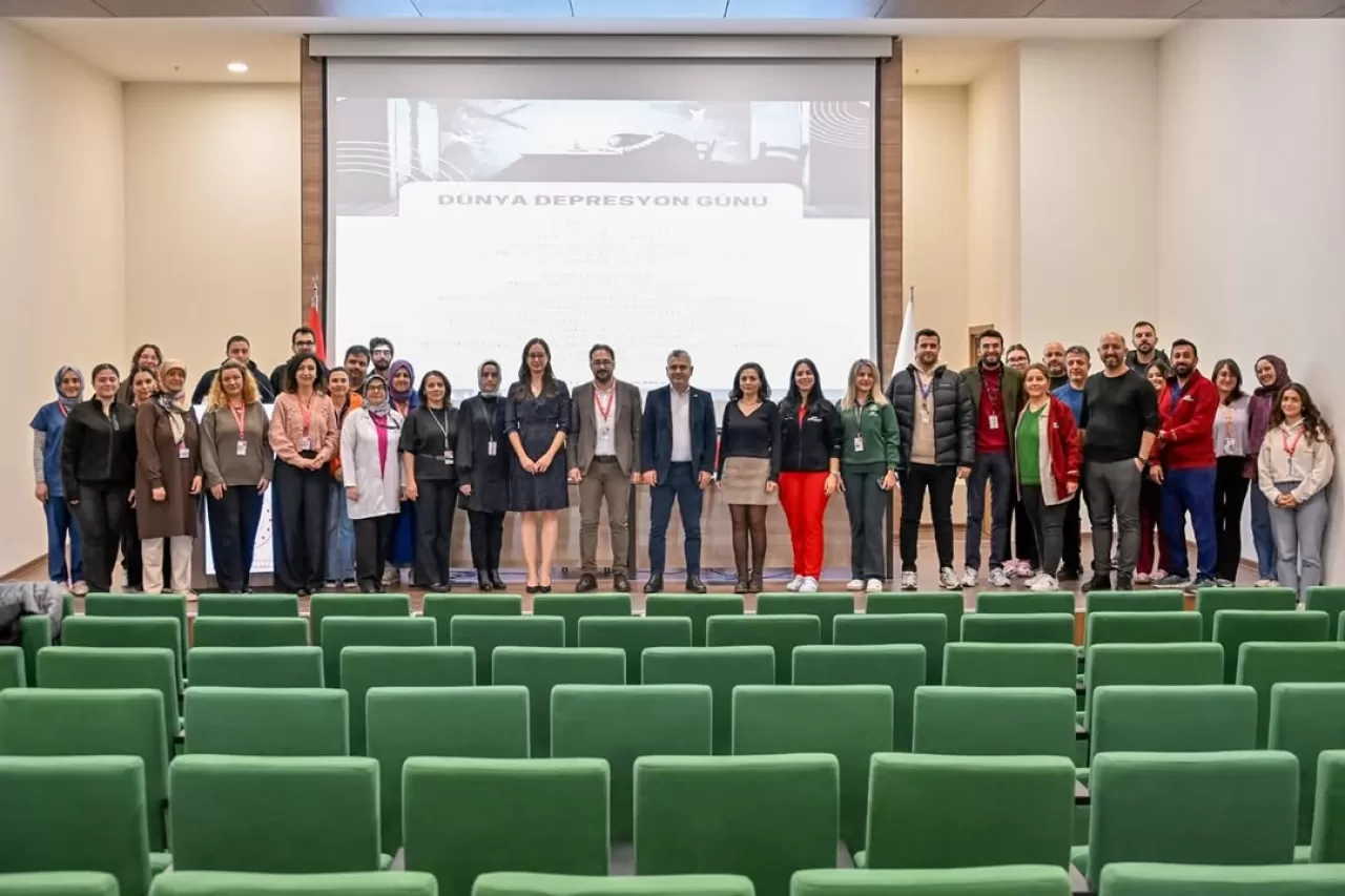 Ankara Etlik Şehir Hastanesi'nde Dünya Depresyon Günü'nde Farkındalık Etkinliği Düzenlendi