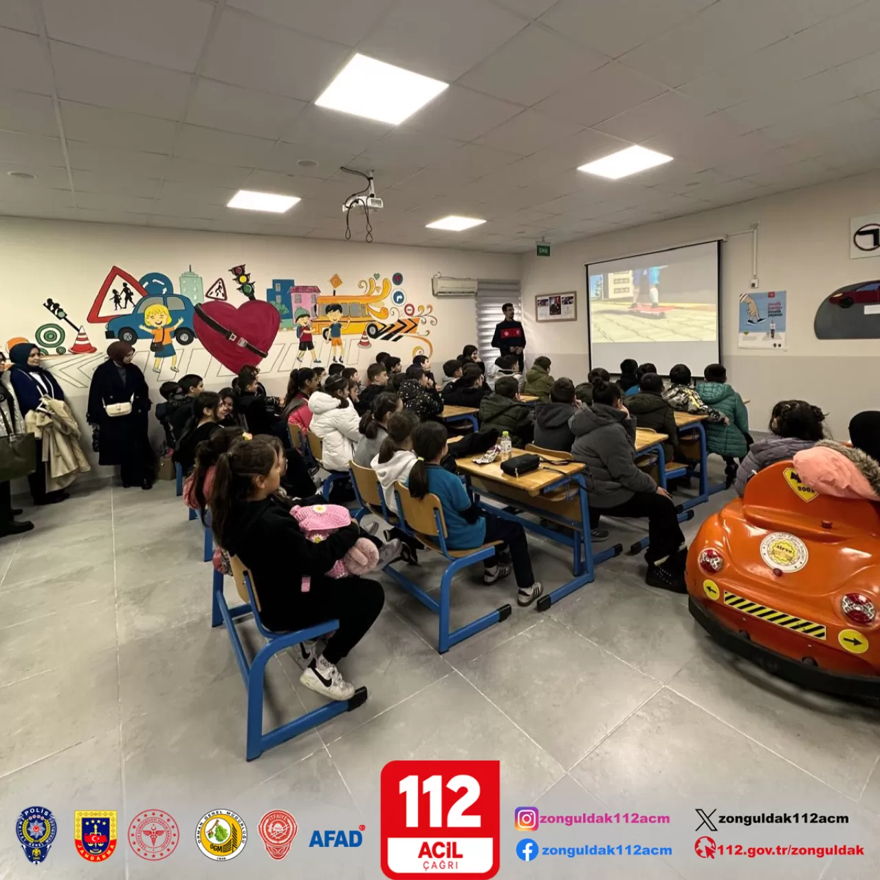 Zonguldak'ta Öğrencilere 112 Acil Çağrı Merkezi Tanıtıldı