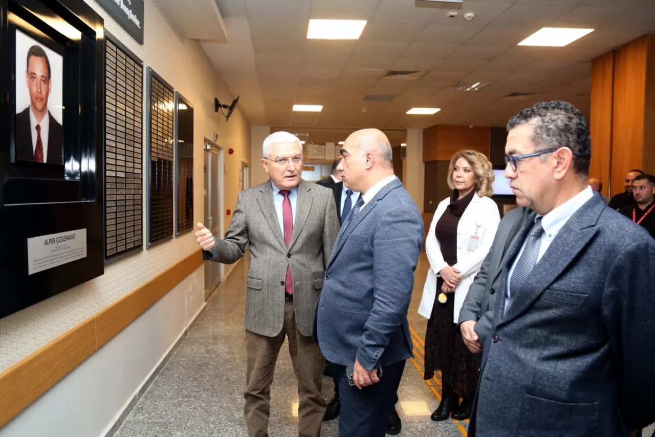 Çeşme Devlet Hastanesi'nin Sağlık Hizmetleri ve Kapasitesi Değerlendirildi