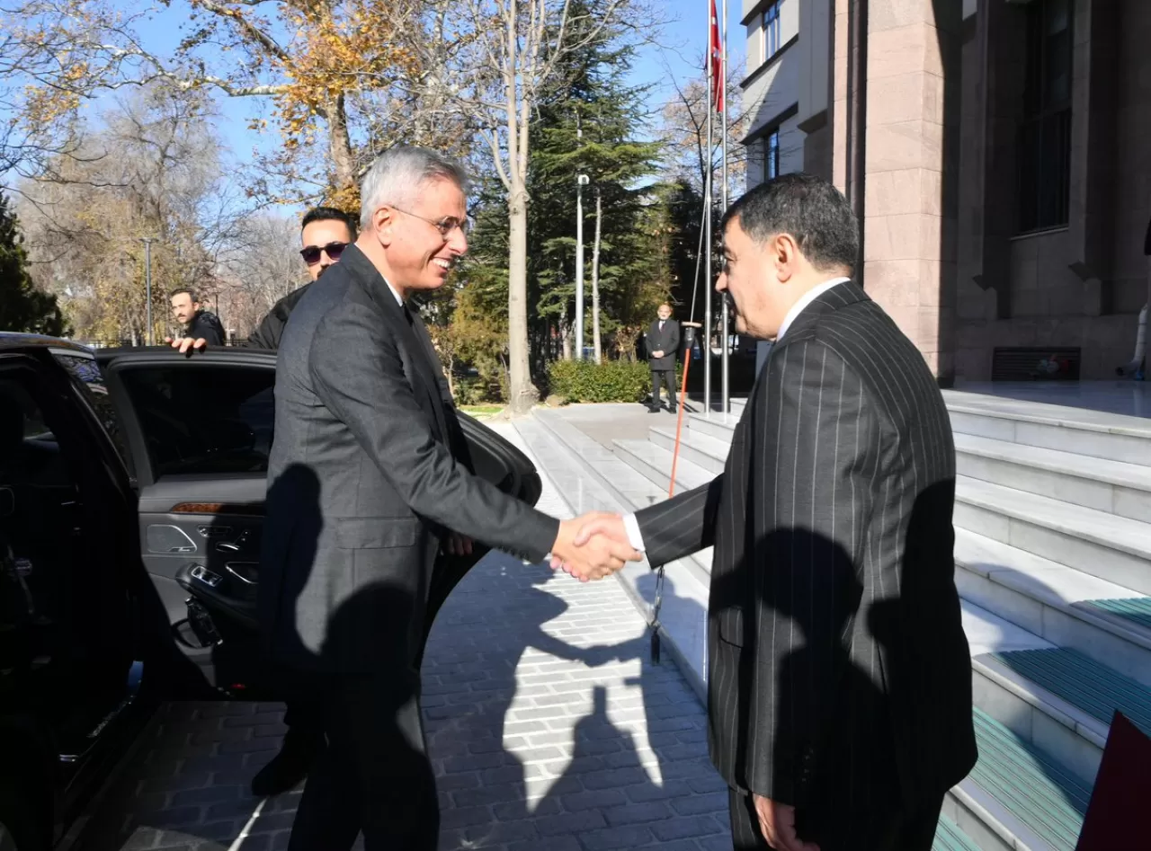 Sağlık Bakanı Memişoğlu, Ankara Valisi Şahin ile Sağlık Yatırımlarını Görüştü
