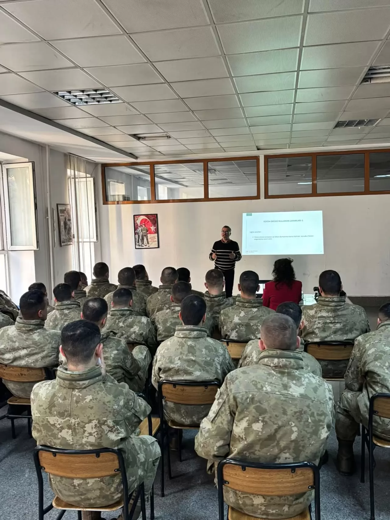 Beyoğlu'nda Askerlik Şubesi Personeline Sağlık Eğitimi