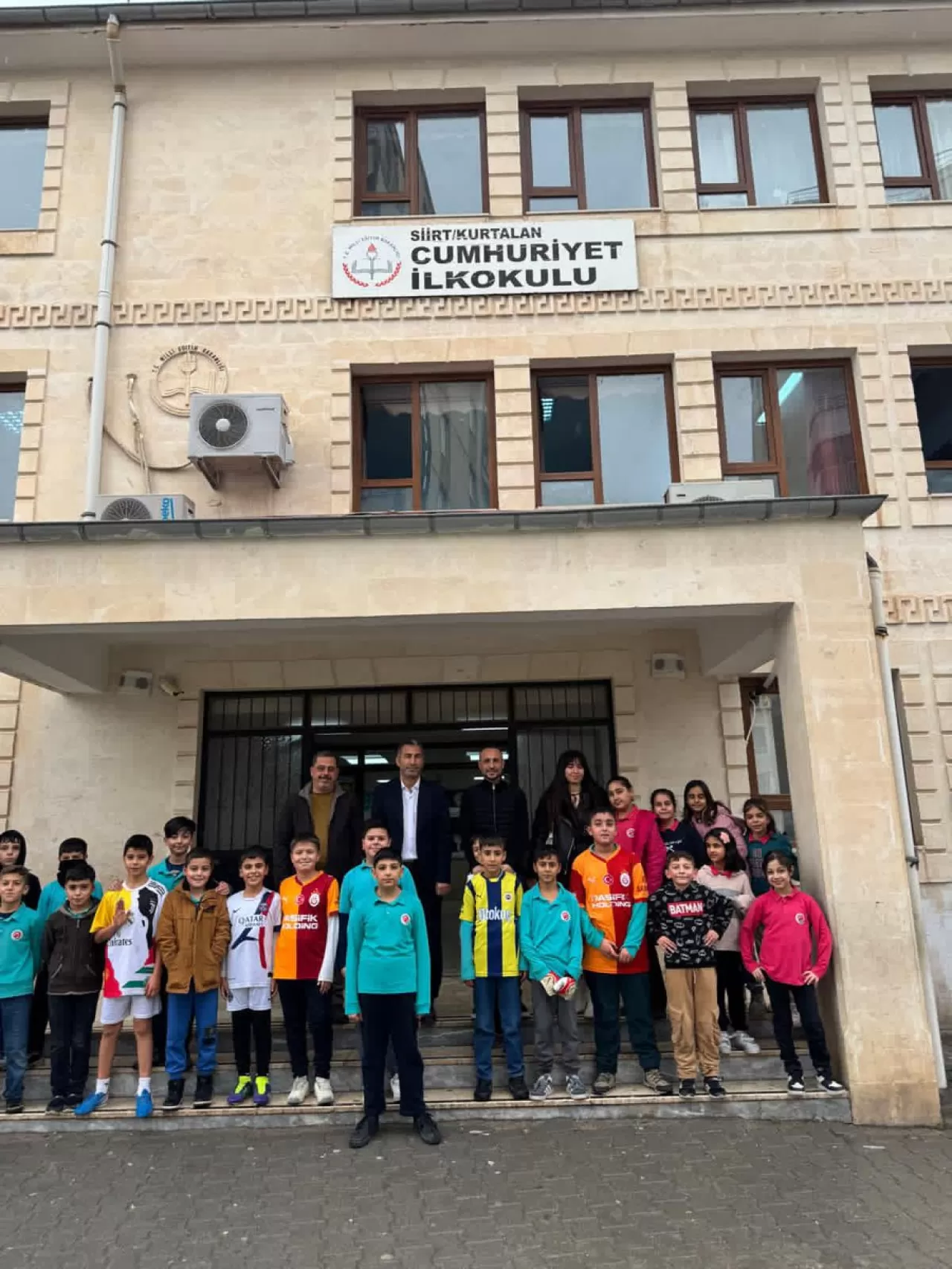 Siirt'te Minik Öğrencilere Ağız ve Diş Sağlığı Taraması ve Eğitimi