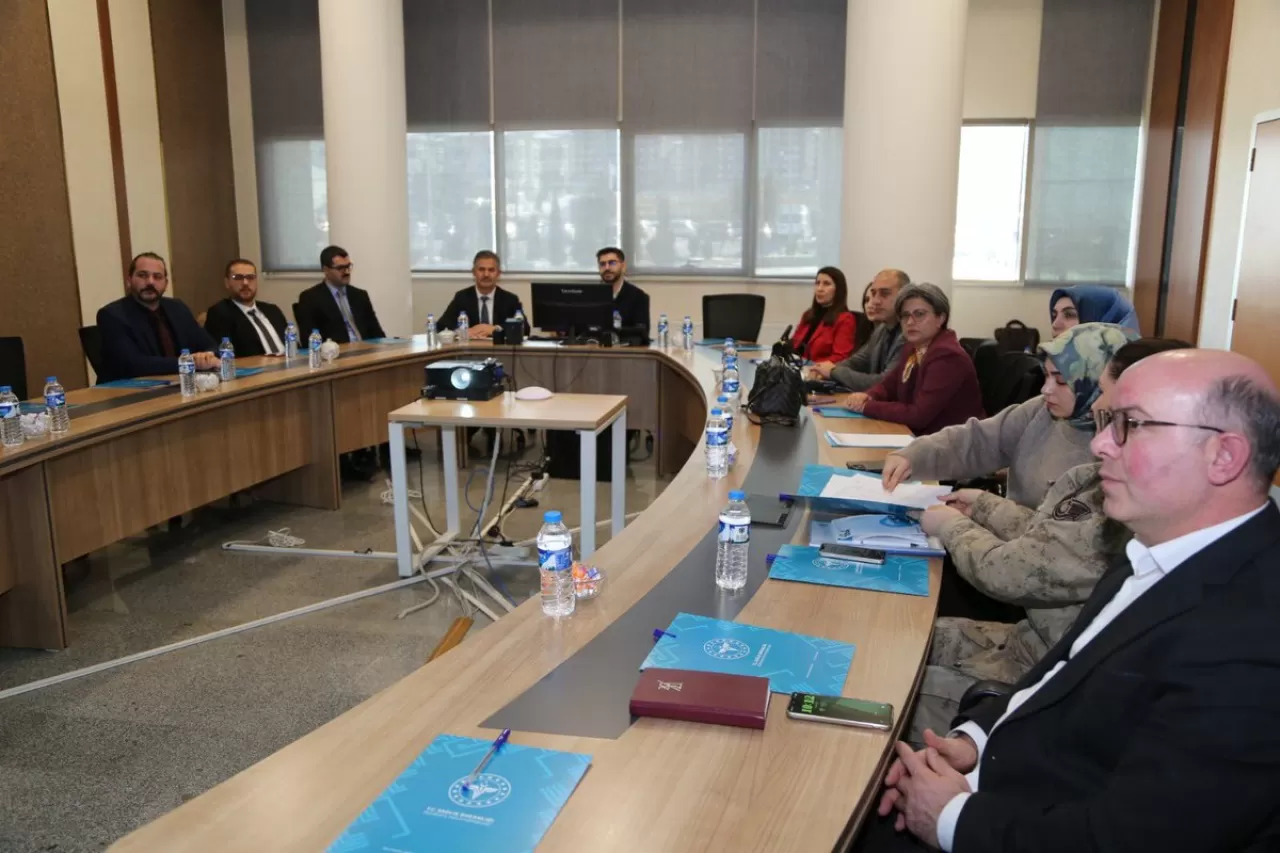 Erzurum'da Çocuk İzlem Merkezi Koordinasyon Toplantısı Yapıldı