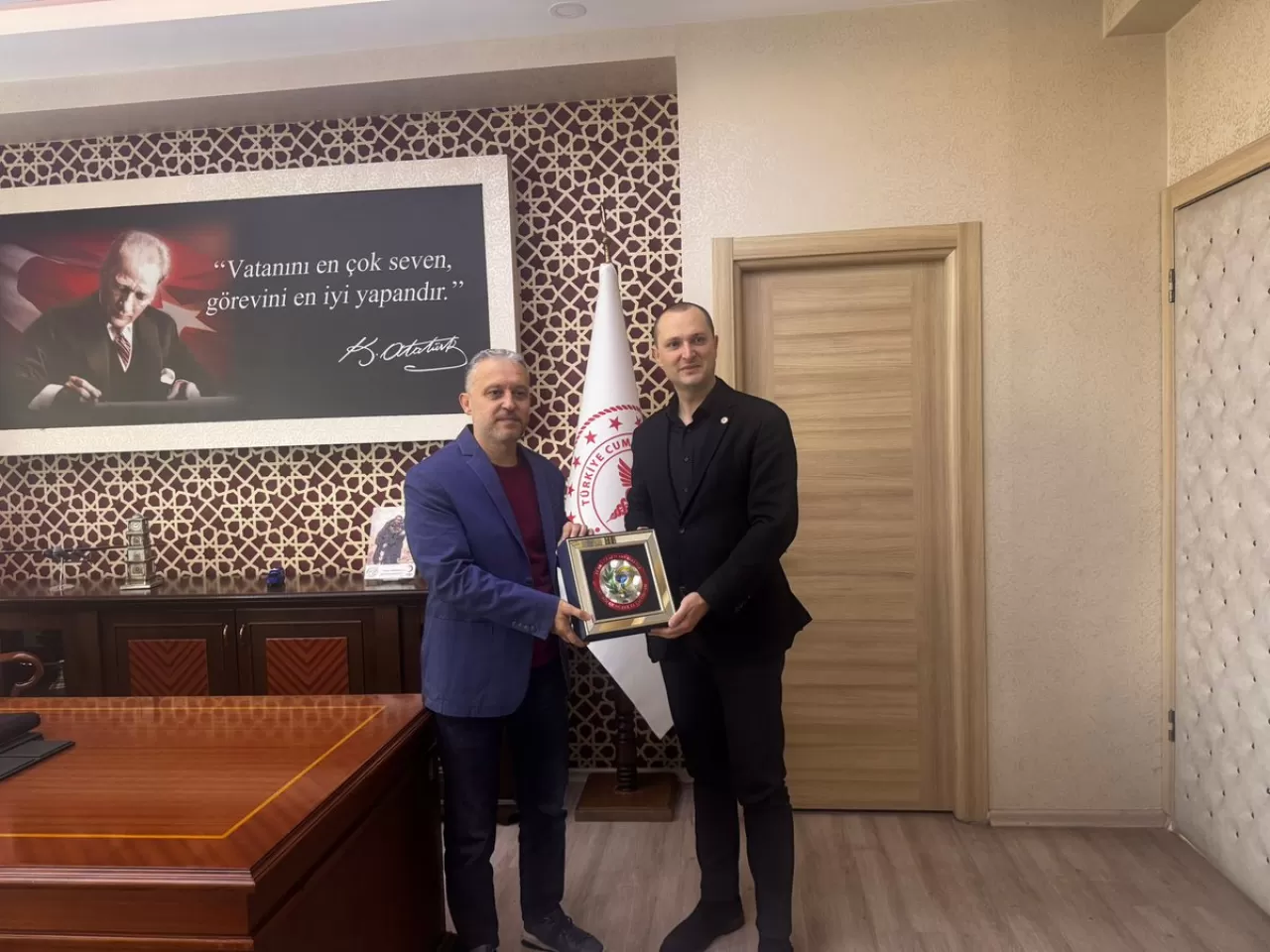 Düzce Eczacılar Odası Yeni Yönetimi, İl Sağlık Müdürü'nü Ziyaret Etti