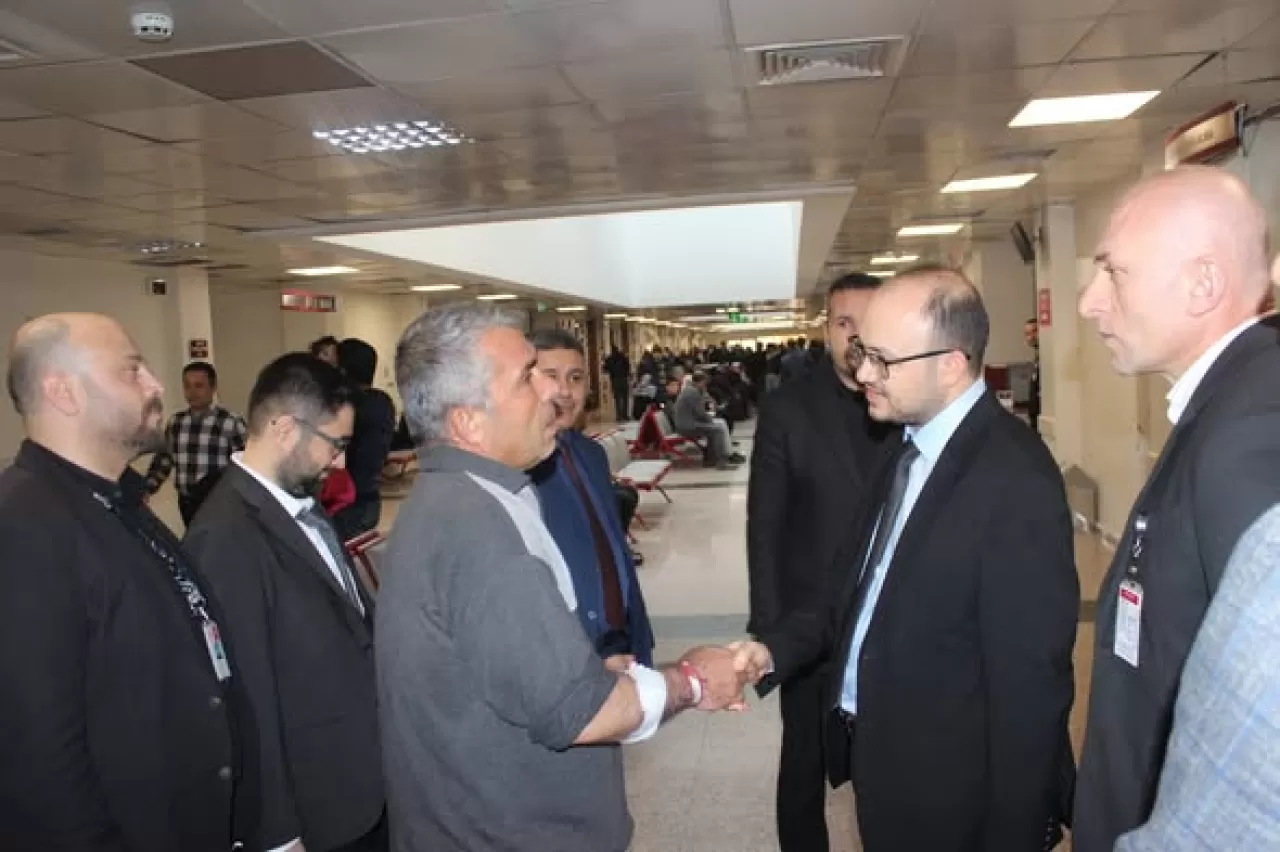 Kırıkkale Yüksek İhtisas Hastanesi'nde Poliklinik Ziyareti: Hasta ve Çalışan Memnuniyeti Değerlendirildi