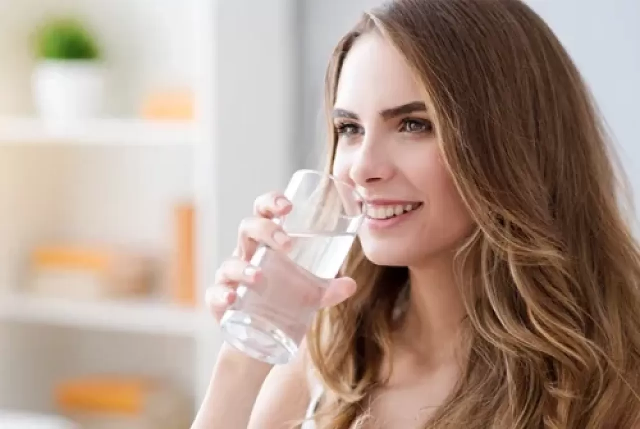 Su Sıcaklığı Sindirimi ve Vücut Dengesini Nasıl Etkiliyor?