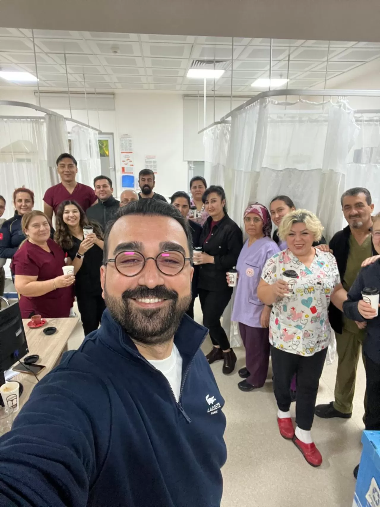 Kemer Devlet Hastanesi Başhekimi, Nöbetçi Ekibe ve Hastalara Sıcak Ziyaret