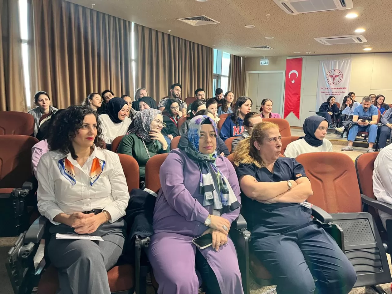 Prof. Dr. Cemil Taşcıoğlu Şehir Hastanesi'nde Basınç Yarası Önleme Eğitimi Verildi