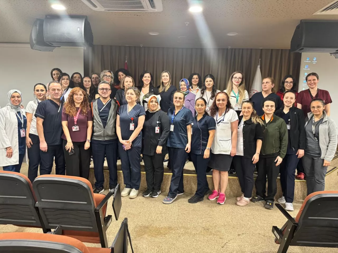 Prof. Dr. Cemil Taşcıoğlu Şehir Hastanesi'nde Hemşirelik Akademisi Eğitimleri Devam Ediyor