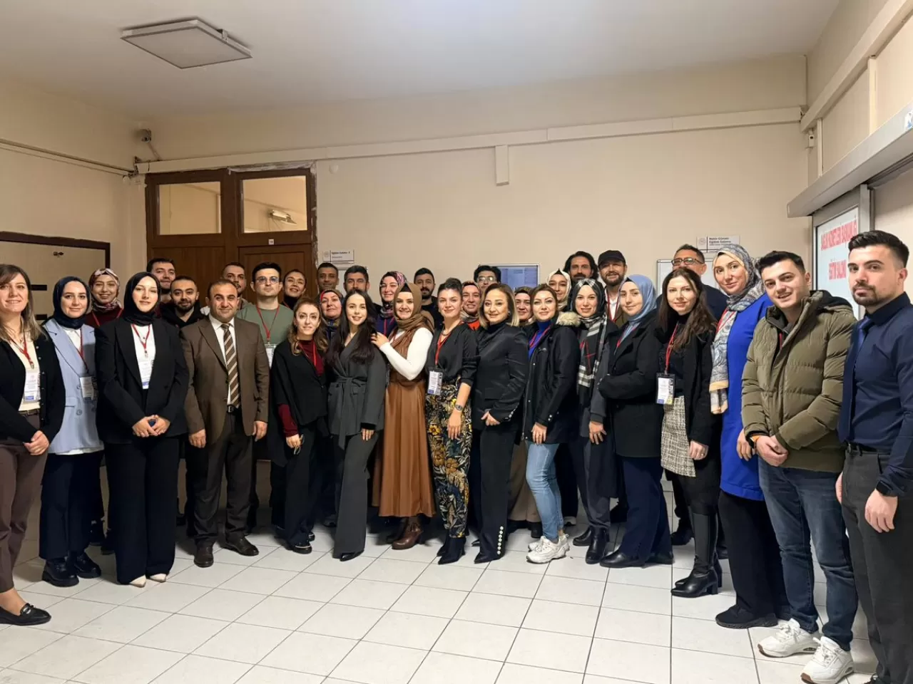 Kayseri'de 112 Acil Çağrı Merkezi Personeline Eğitici Eğitimi Verildi