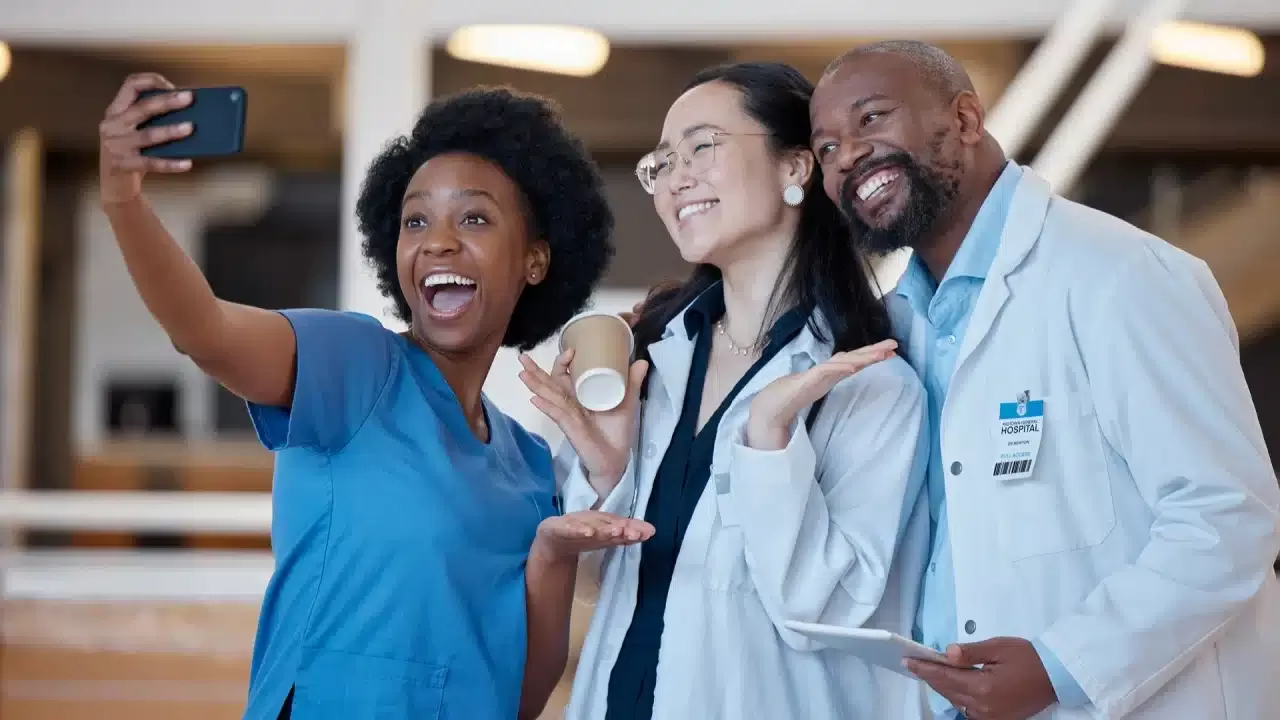 Oyunlaştırılmış Dijital Platformlar İlaç Tedavisine Uyumu Artırmayı Hedefliyor