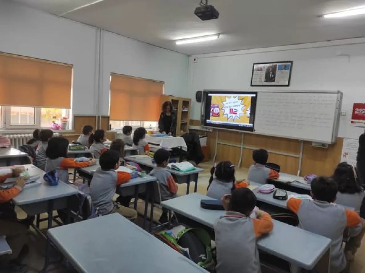 Amasya'da Minik Öğrencilere 112 Acil Çağrı Eğitimi