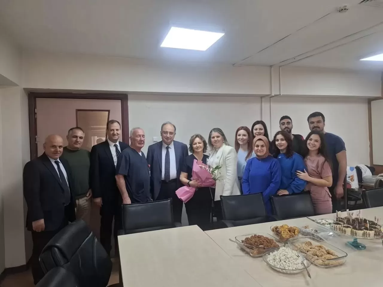 Ankara Eğitim ve Araştırma Hastanesi'nde Anestezi Teknisyen ve Teknikerleri Günü Kutlandı