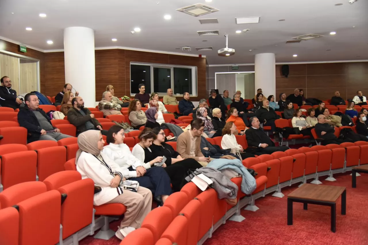 Manisa İl Sağlık Müdürlüğü'nden Eğitim Alan Hekimlere Teşekkür