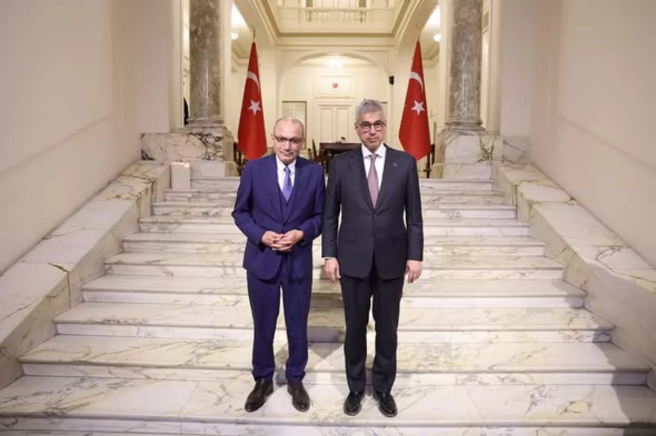 Antalya Atatürk Devlet Hastanesi Heyeti, Kahire'deki Büyükelçiliği Ziyaret Etti