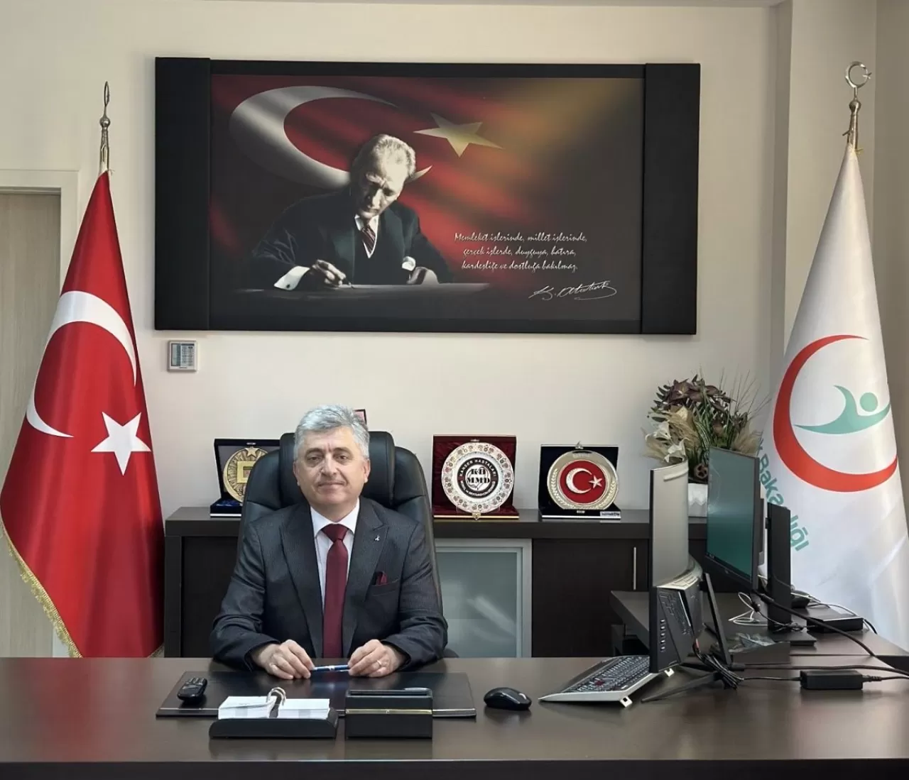 Yozgat İl Sağlık Müdürlüğü'nden Sağlık Çalışanlarına Yeni Yıl Mesajı