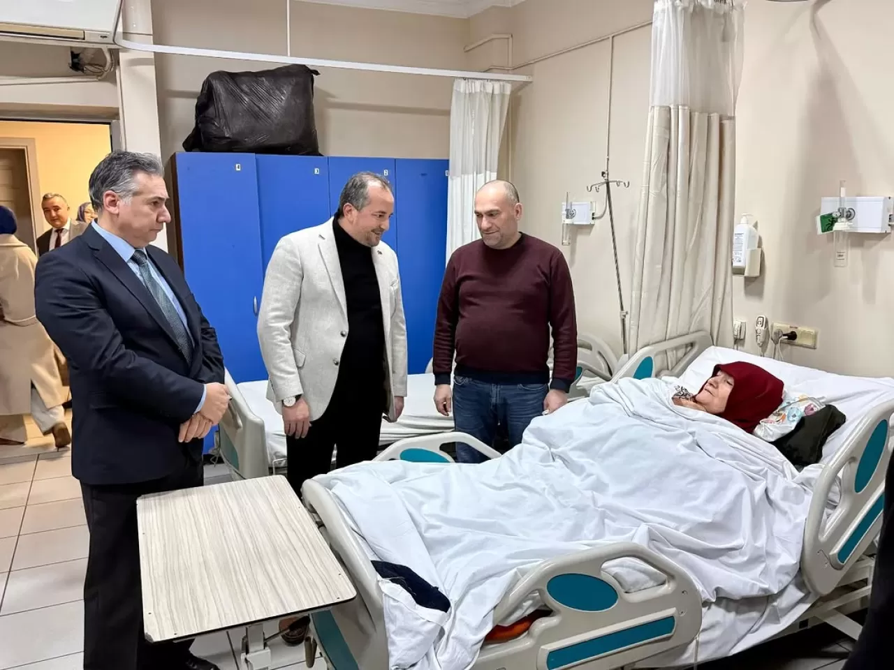 Bursa Milletvekili Refik Özen, Çekirge Devlet Hastanesi'nde Yeni Yıl Ziyaretinde Bulundu