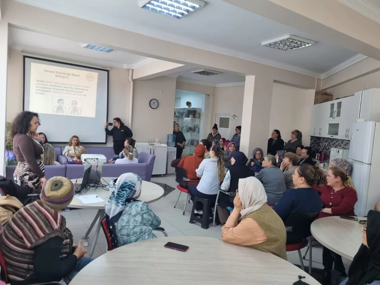 Gelibolu'da SODAM Kursiyerlerine Verem Eğitimi Verildi