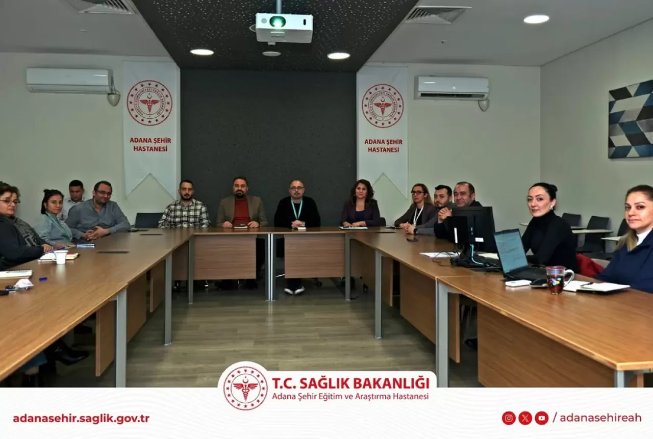 Adana Şehir Hastanesi'nde Sağlık Tesisi Değerlendirme Toplantısı Yapıldı