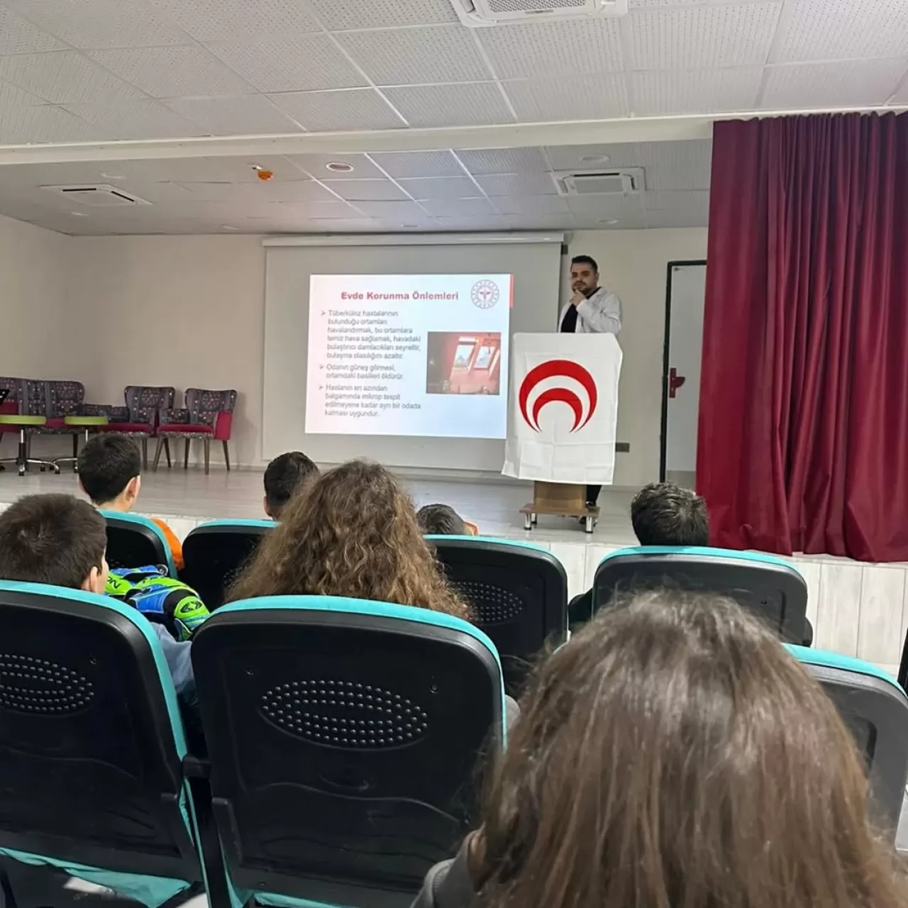 Bursa Mudanya'da Öğrencilere Verem Haftası Eğitimi Verildi