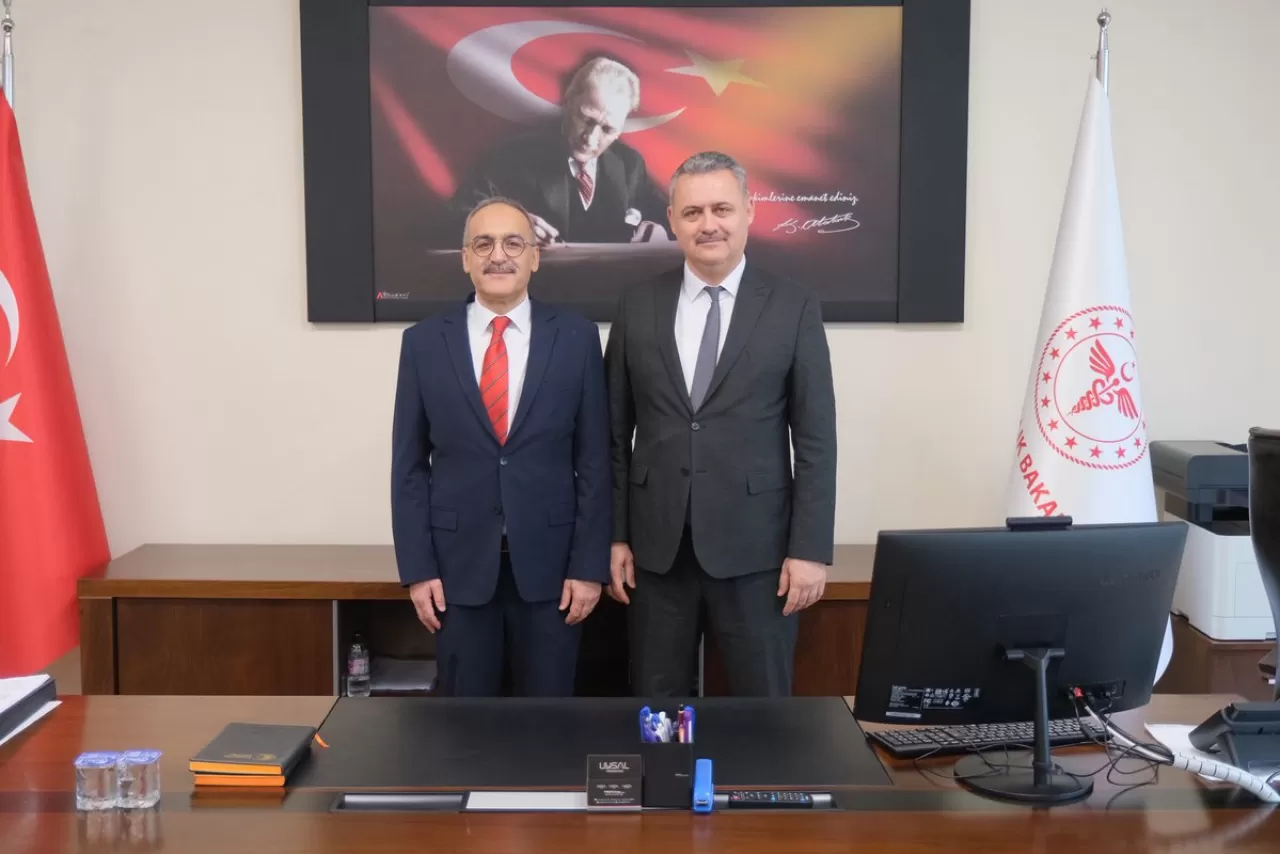 Konya İl Sağlık Müdüründen Yeni Başhekime Hayırlı Olsun Ziyareti