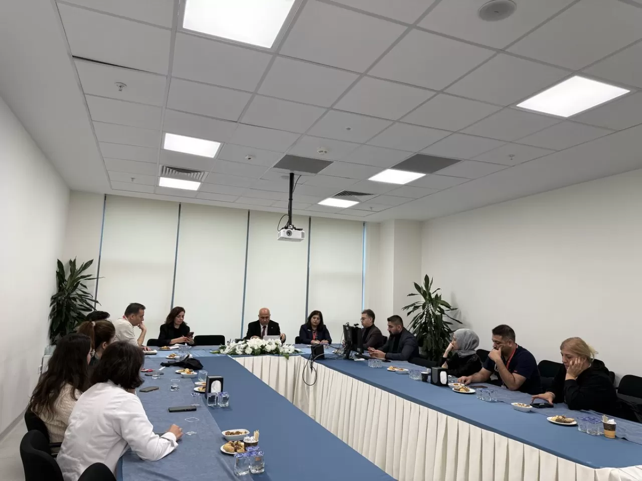 Kocaeli Şehir Hastanesi'nde Çocuk Sağlığı Hizmetleri Masaya Yatırıldı