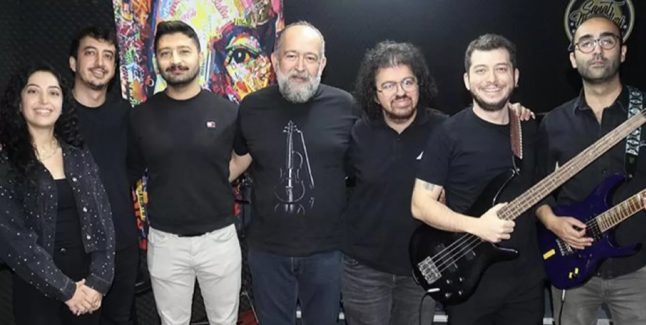 Antalya'da Sağlık Çalışanları İçin Müzikle Terapi Buluşmaları