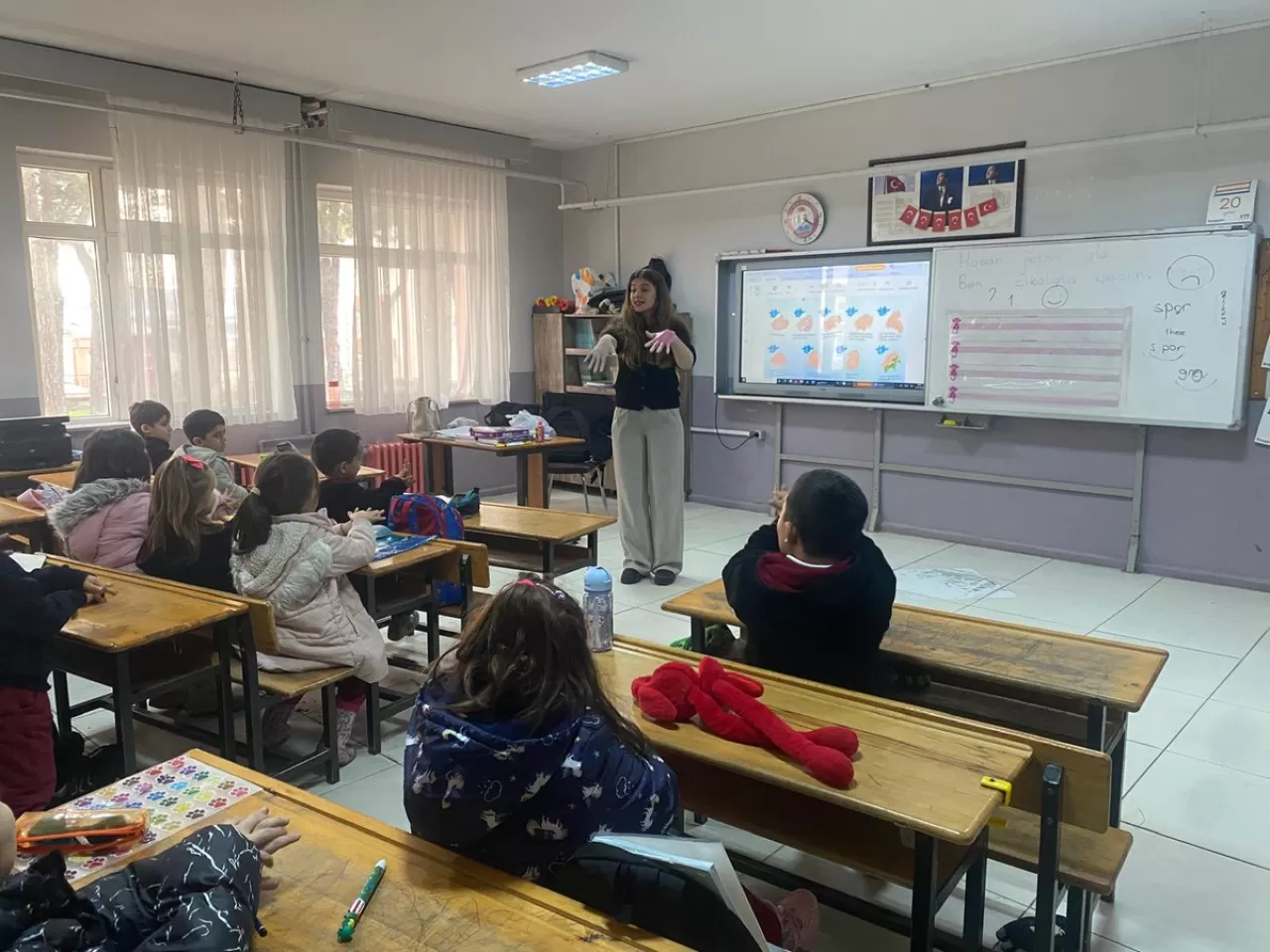 Gelibolu'da Minik Öğrencilere Hijyen Eğitimi