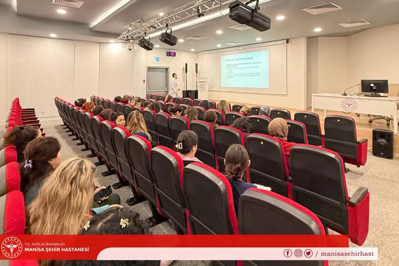 Manisa Şehir Hastanesi'nde Sağlık Çalışanlarına İlaç Güvenliği Eğitimi