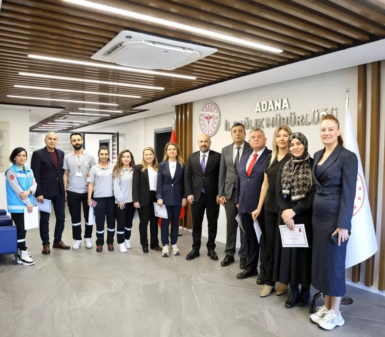 Adana'da Evde Sağlık Hizmetleri Ekibi Özverili Çalışmalarından Dolayı Ödüllendirildi