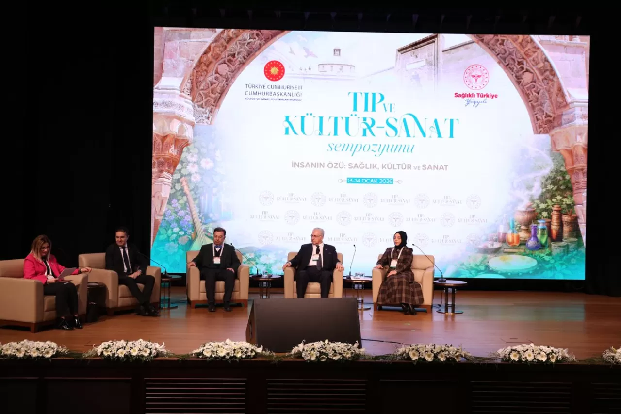 Tıp ve Kültür Sanat Sempozyumu'nda Sanat Terapisi ve İyilik Hali Ele Alındı