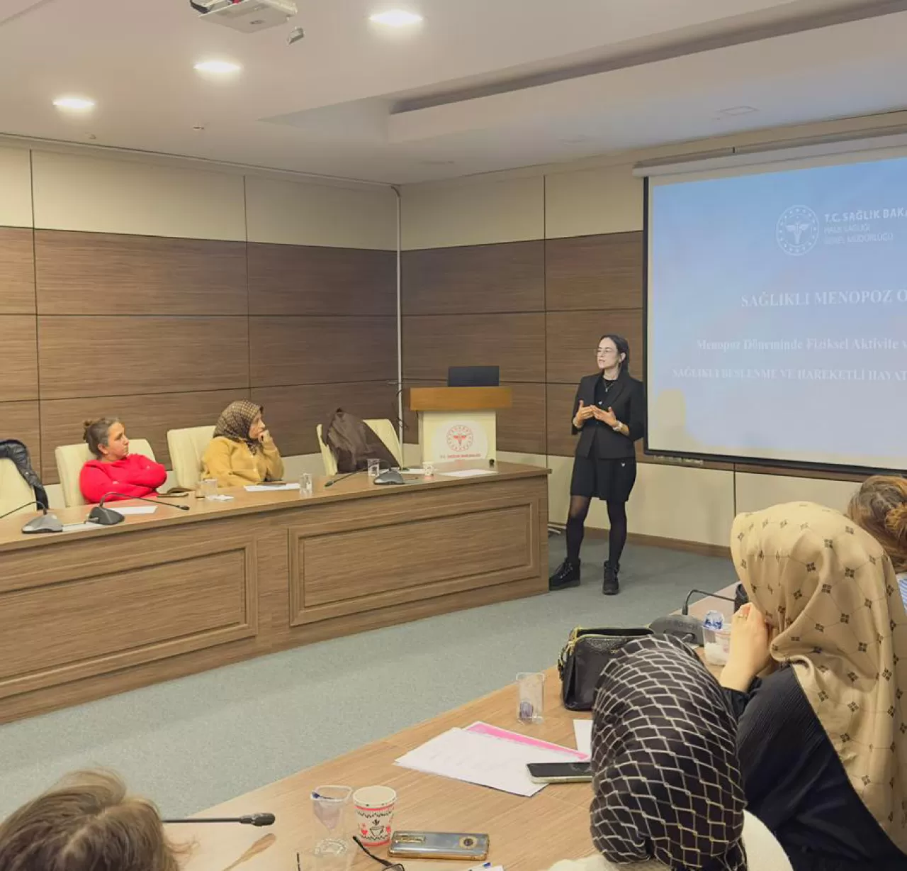 Samsun'da Kadınlar İçin Sağlıklı Menopoz Okulları Açıldı